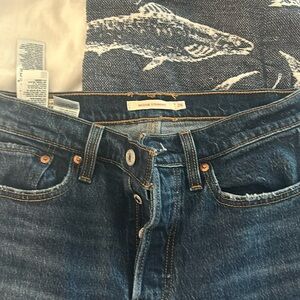 LEVIS WEDGIE STRAIGHT JEAN